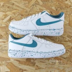 Splash (couleur Au Choix) - Air Force 1 Custom -Sneakers Boutique 5L4A0294copie2 b3e98d9c d666 48e9 b97d 0c0f209796e7