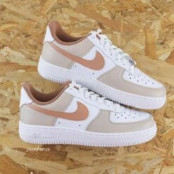 Beige & Terracotta - Air Force 1 Custom -Sneakers Boutique 5L4A0531copie