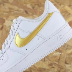 Swoosh Métallisé (couleur Au Choix) - Air Force 1 Custom -Sneakers Boutique 5L4A0562copie 2d287ab1 f5c4 4f7b bcbe 5f89ab0063f4