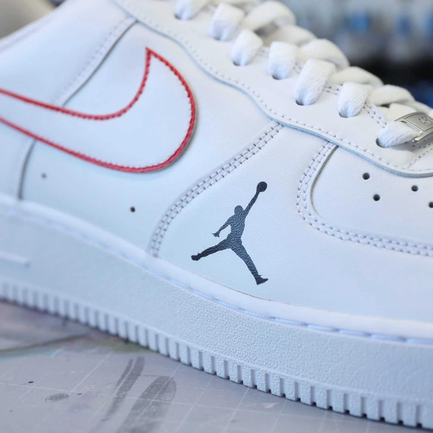 MJ Silhouette - Air Force 1 Custom 7 MJ Silhouette - Air Force 1 Custom - Image 5