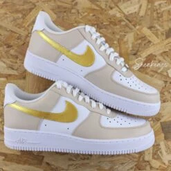 Or Et Beige Clair (modèle Au Choix) - Air Force 1 Custom -Sneakers Boutique 5L4A1841copie a3bae535 8843 4b47 a120 d814a5aa5a7a
