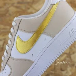 Or Et Beige Clair (modèle Au Choix) - Air Force 1 Custom -Sneakers Boutique 5L4A1842copie 0de11f3f 7eaf 45ce 8fdb 113812f66764