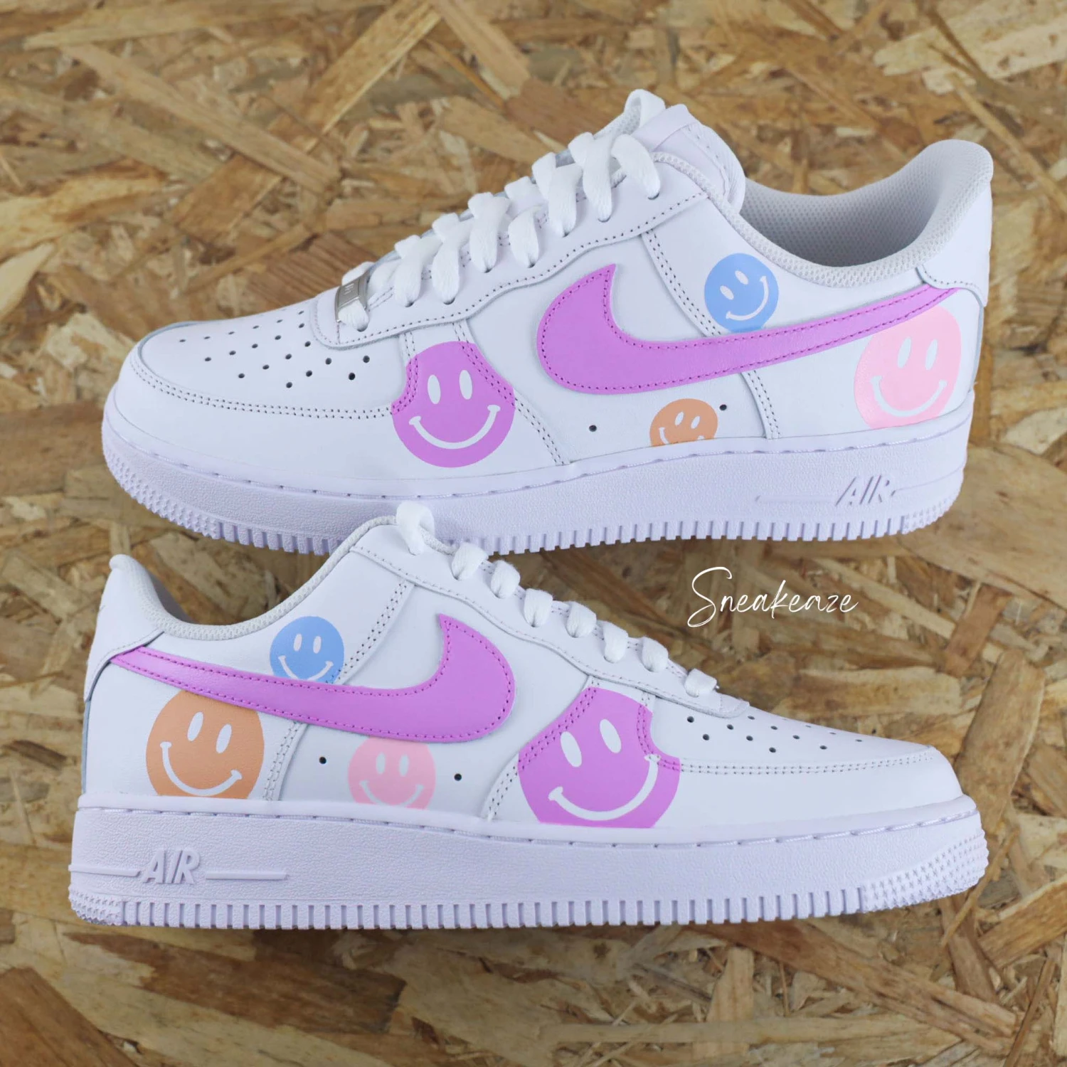 Smiley - Air Force 1 Custom 8 Smiley - Air Force 1 Custom - Image 6