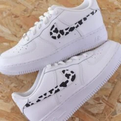 Zèbre (animal Au Choix) - Air Force 1 Custom -Sneakers Boutique 5L4A2273 e278d596 8b5c 4cf5 89bd dcc0a40d9ac6