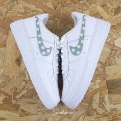 Marguerite Lila - Air Force 1 Custom -Sneakers Boutique 5L4A2277copie 8be9bac3 f894 4d0a 95f2 0238c0ca63f2 1