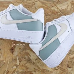Color Block Beige Vert De Gris - Air Force 1 Custom 15 Color Block Beige Vert De Gris - Air Force 1 Custom -Sneakers Boutique 5L4A2306copie 1