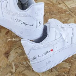 Perles Just Married - Air Force 1 Custom Mariage