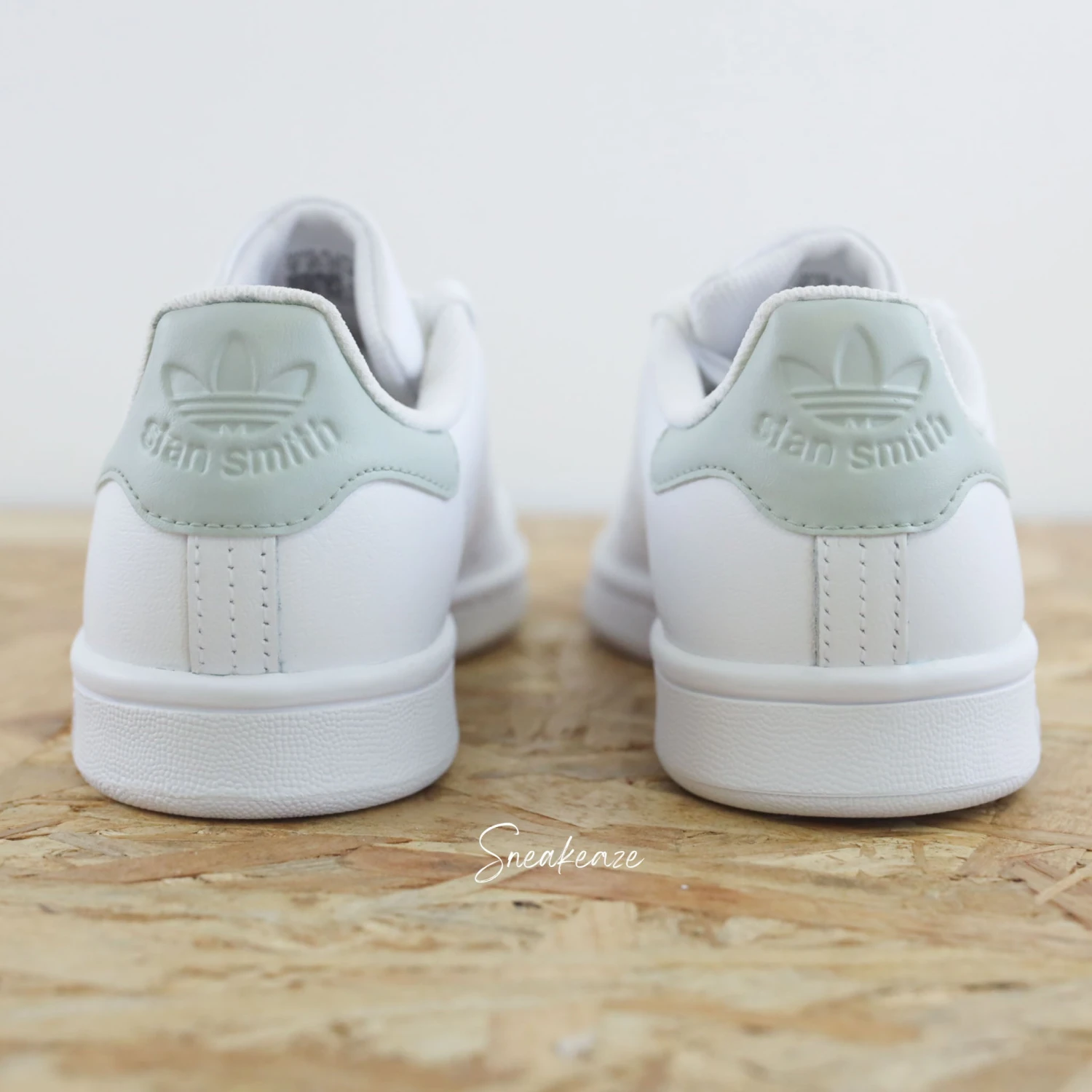 Mr & Mrs Coeur - Stan Smith Custom 7 Mr & Mrs Coeur - Stan Smith Custom - Image 5