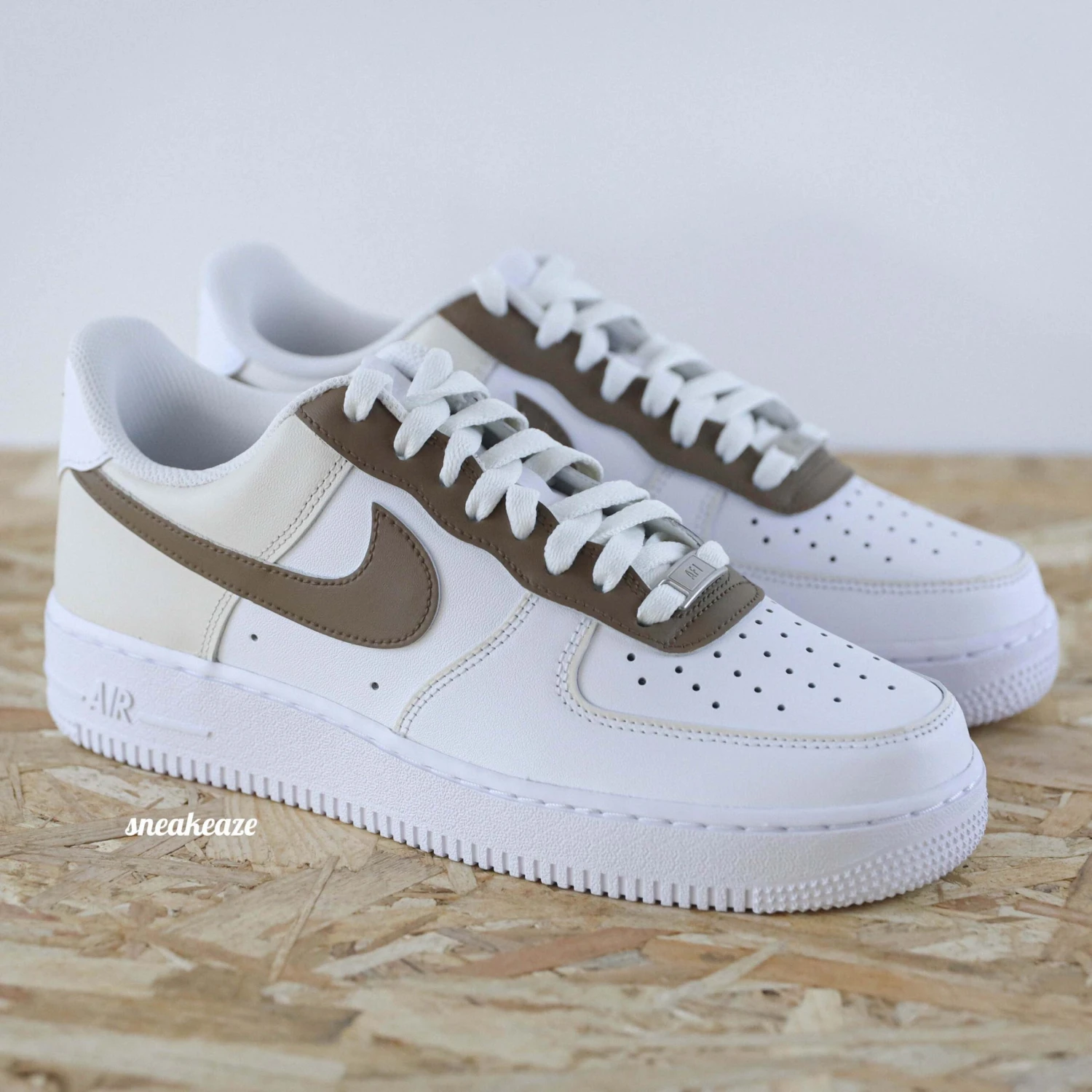 Outline Beige Tones - Air Force 1 Custom 6 Outline Beige Tones - Air Force 1 Custom - Image 4