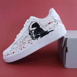 Vador (personnage Au Choix) - Air Force 1 Custom 11 Vador (personnage Au Choix) - Air Force 1 Custom -Sneakers Boutique 5L4A3120 28855cde 0bf9 487b 96a7 90f3fc902be3
