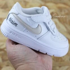 Prénom Swoosh Beige - Air Force 1 Custom Enfant -Sneakers Boutique 5L4A3341copie