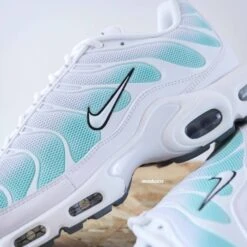 Vert D'eau - Air Max Plus (TN) Custom -Sneakers Boutique 5L4A3358copie
