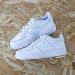 Outline (couleur Au Choix) - Air Force 1 Custom -Sneakers Boutique 5L4A6515copie d4873be3 0d9b 42a3 8530 631d4133d802