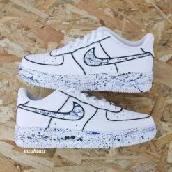 Black Lines Splasher