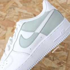 Pastel Reverse (couleur Au Choix) - Air Force 1 Custom -Sneakers Boutique 5L4A7456copie 00944e58 c796 4fc6 84ed 0e21e689d86d