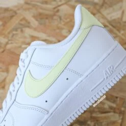 Arrière & Swoosh (couleur Au Choix) - Air Force 1 Custom -Sneakers Boutique 5L4A7507copie b03294a5 a081 4902 b3b7 b501663c678d