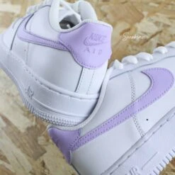 Arrière & Swoosh - Air Force 1 Custom -Sneakers Boutique 5L4A8513copie daa1725e 61df 4905 bfd7 2cef77c29d64