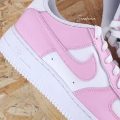 Baby Pink - Air Force 1 Custom -Sneakers Boutique 5L4A9378copie