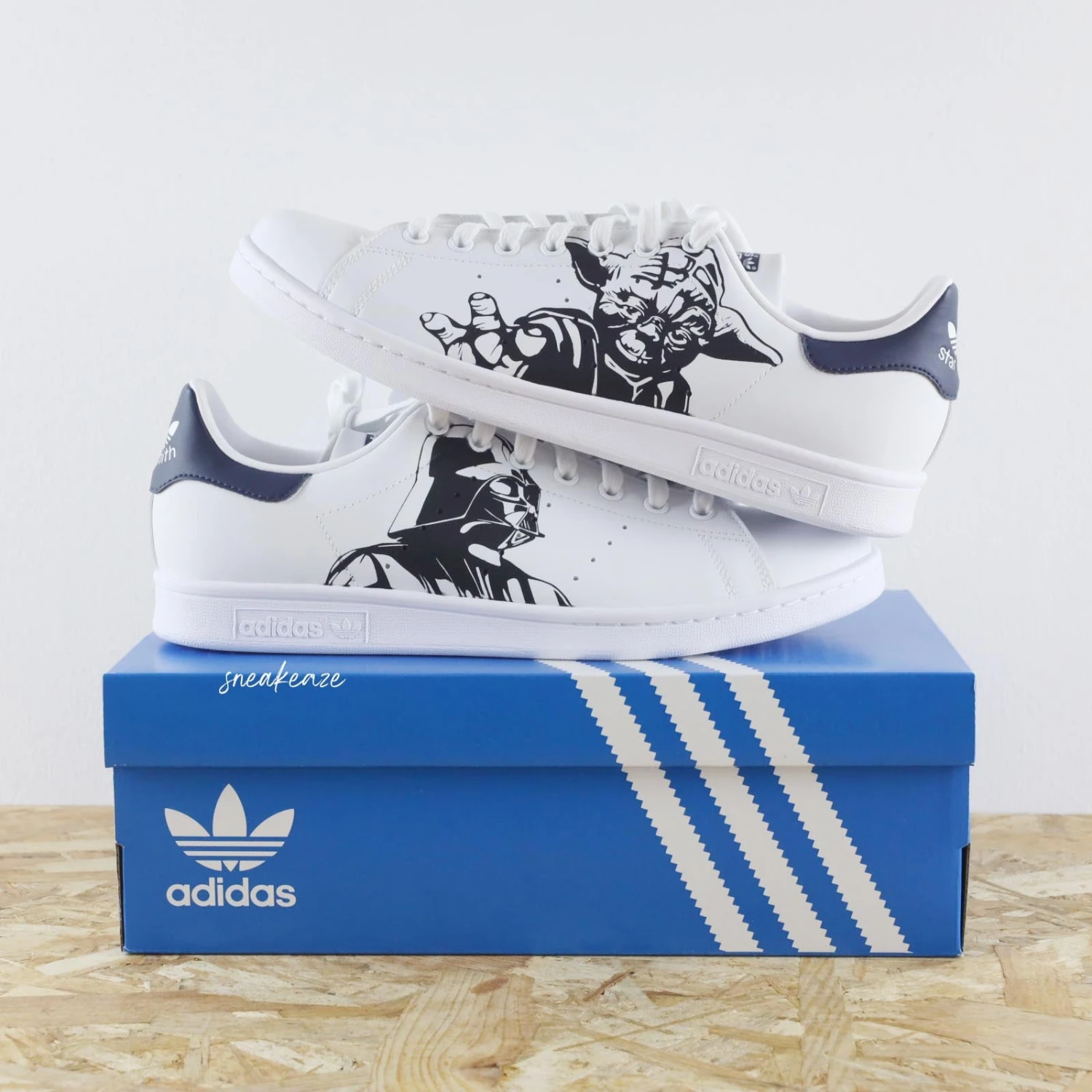 Dark Vador Et Yoda - Stan Smith Custom 4 Dark Vador Et Yoda - Stan Smith Custom - Image 2