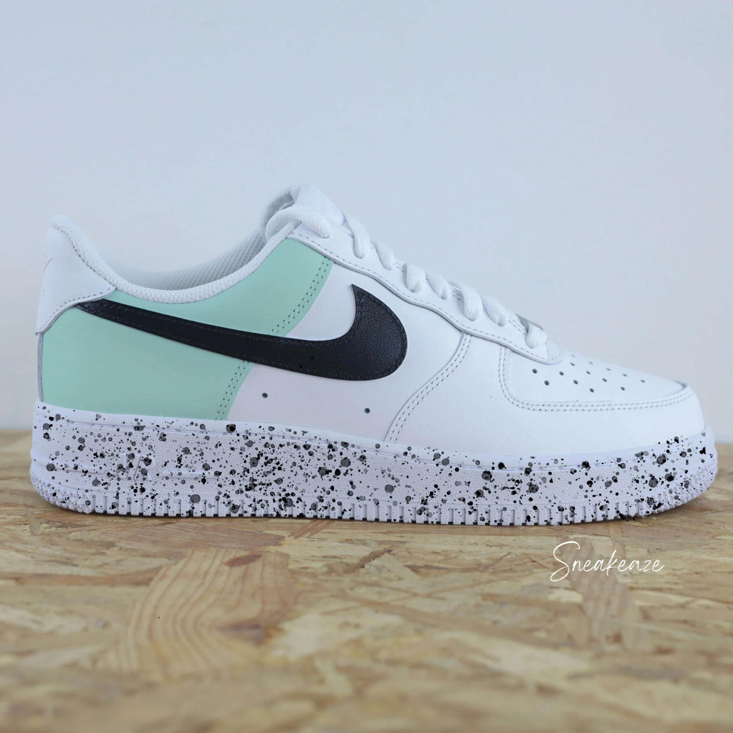 Color Block Splash Noir Et Rose - Air Force 1 Custom (enfant) 4 Color Block Splash Noir Et Rose - Air Force 1 Custom (enfant) - Image 2