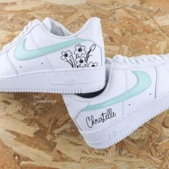 Fleur & Prénom - Air Force 1 Custom -Sneakers Boutique 5Lqqmds4A2362copie2 d397f4eb 6d80 475b 955f 751a54baa651