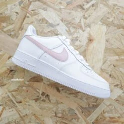 Rose Clair Swoosh - Air Force 1 Custom 13 Rose Clair Swoosh - Air Force 1 Custom -Sneakers Boutique IMG 3582