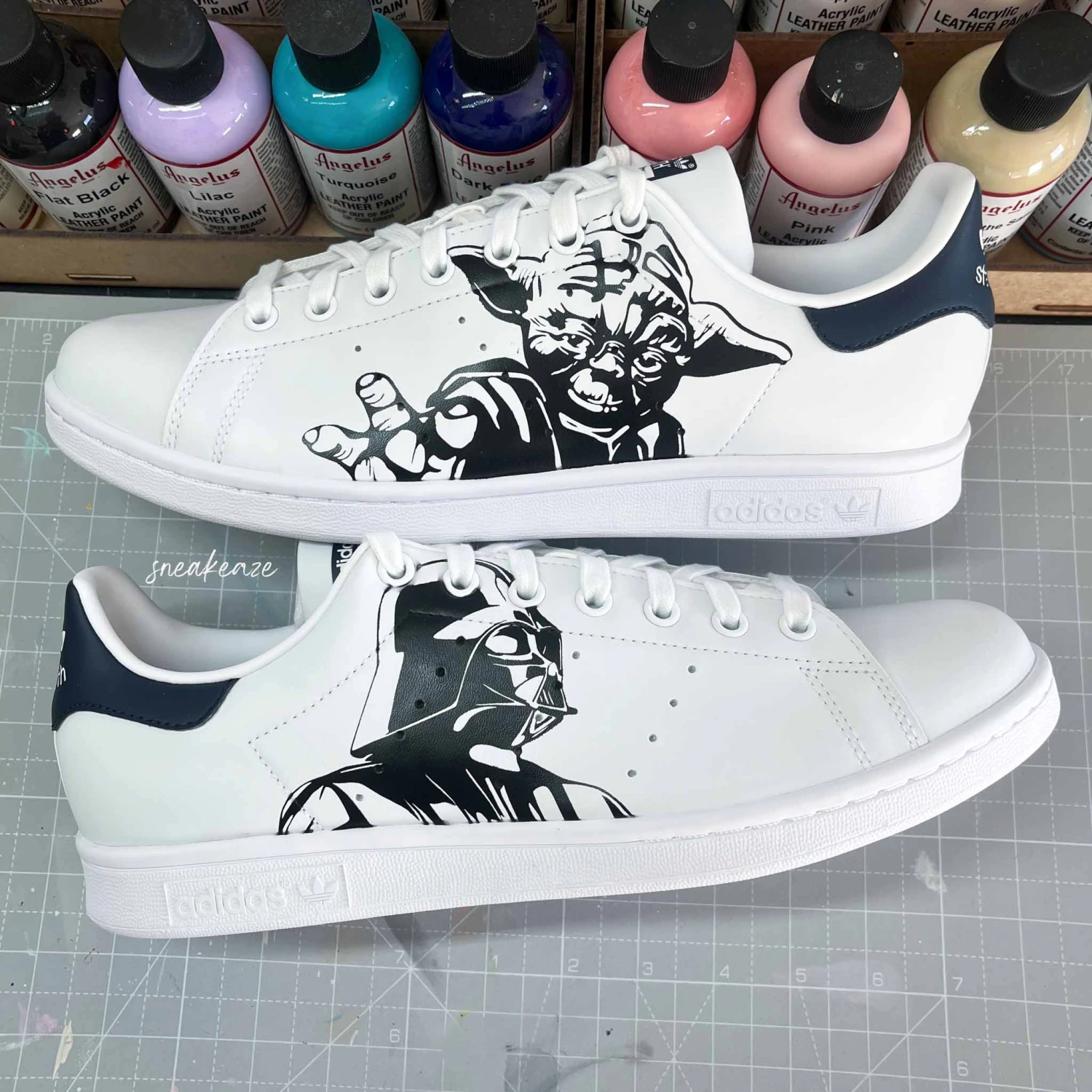 Dark Vador Et Yoda - Stan Smith Custom 5 Dark Vador Et Yoda - Stan Smith Custom - Image 3