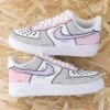 Cartoon Rose Et Gris - Air Force 1 Custom -Sneakers Boutique IMqqmsmdG 6354copie3