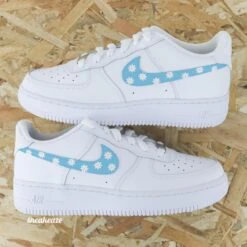 Marguerite (couleur Au Choix) - Air Force 1 Custom Enfant -Sneakers Boutique margueritepaleblue